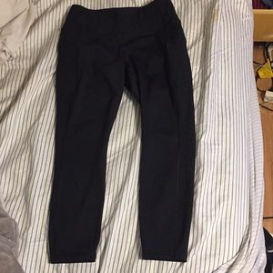 Athleta contender laser cut legging